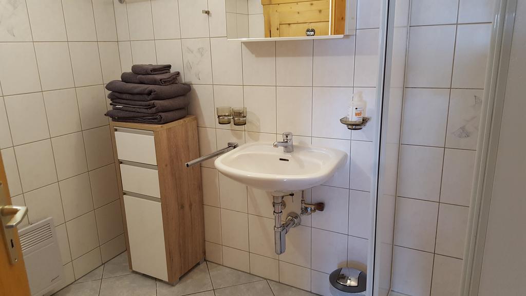 Alpen-Fewo, La Gassa 3 Apartment Flims Bagian luar foto